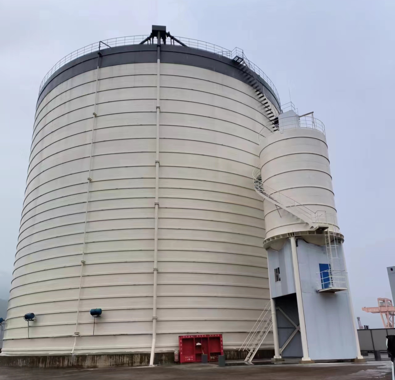 兴化10万吨水泥钢板库